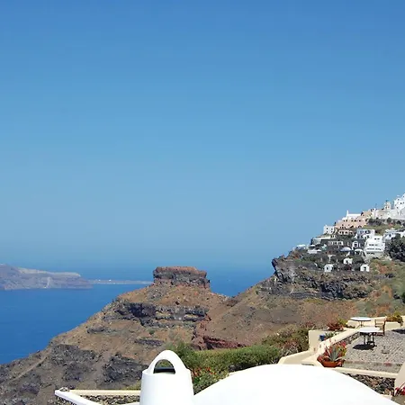 Thrilling Santorini Ragus 1 Bedroom Min Children Age 12 Years Spacious Shared Sun Terrace And Swimming Pool With Breathtaking Villa *