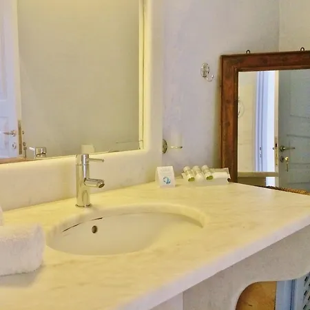 Thrilling Santorini Ragus 1 Bedroom Min Children Age 12 Years Spacious Shared Sun Terrace And Swimming Pool With Breathtaking * Ия