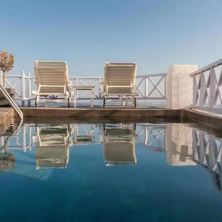 Вилла Thrilling Santorini Ragus 1 Bedroom Min Children Age 12 Years Spacious Shared Sun Terrace And Swimming Pool With Breathtaking