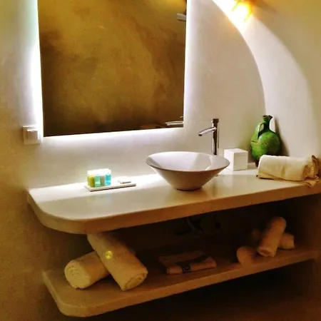 Thrilling Santorini Ragus 1 Bedroom Min Children Age 12 Years Spacious Shared Sun Terrace And Swimming Pool With Breathtaking Вилла Ия